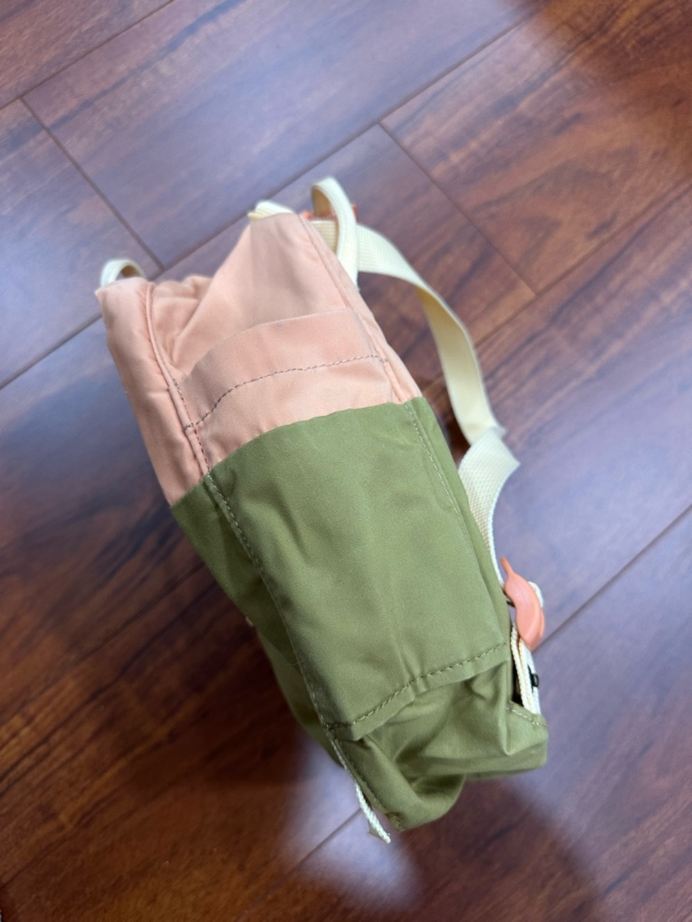 Fjallraven Kånken Two-Tone Blush Coral Pink & Olive Backpack Colorblock - Picture 6 of 8